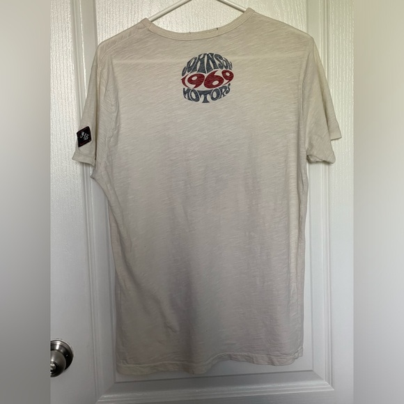 NWOT Johnson Motors Inc Men’s Tee Size M - Picture 4 of 4